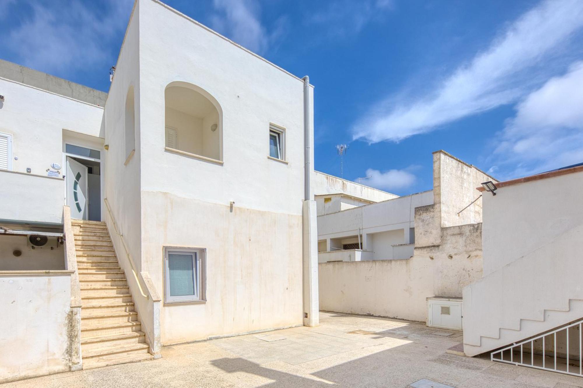 B&B Il Comandante A 100 M Dalla Spiaggia Torre San Giovanni Ugento Εξωτερικό φωτογραφία